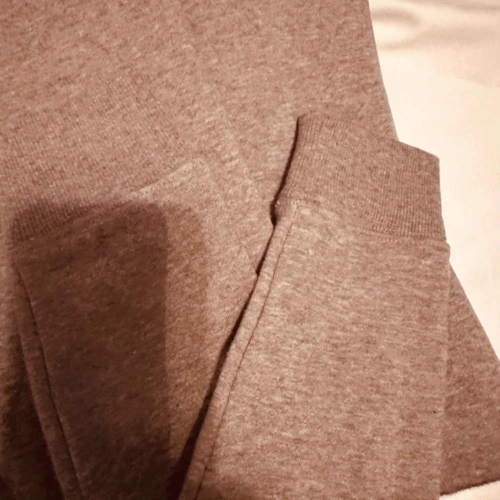 Hoodie Cropped Size Small - Picture 8 of 8